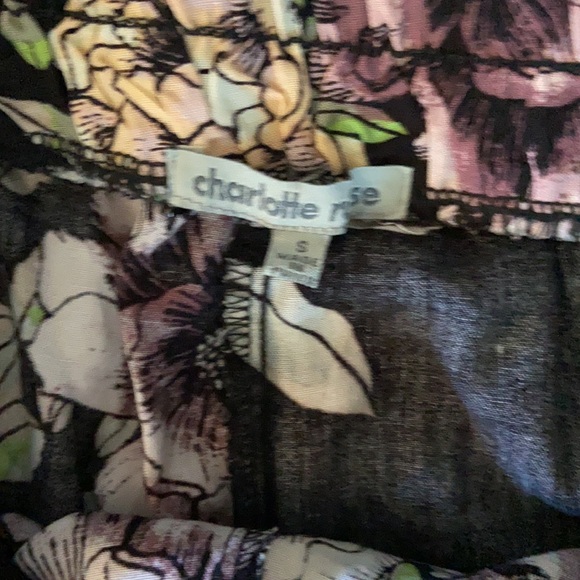 Floral wide-leg pants with tie front 🌸 - Picture 4 of 5